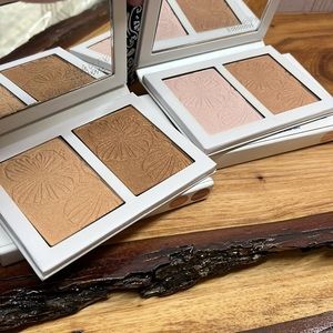 NIB! BEAUTY BY POPSUGAR
Be Bright Shimmer Highlighter